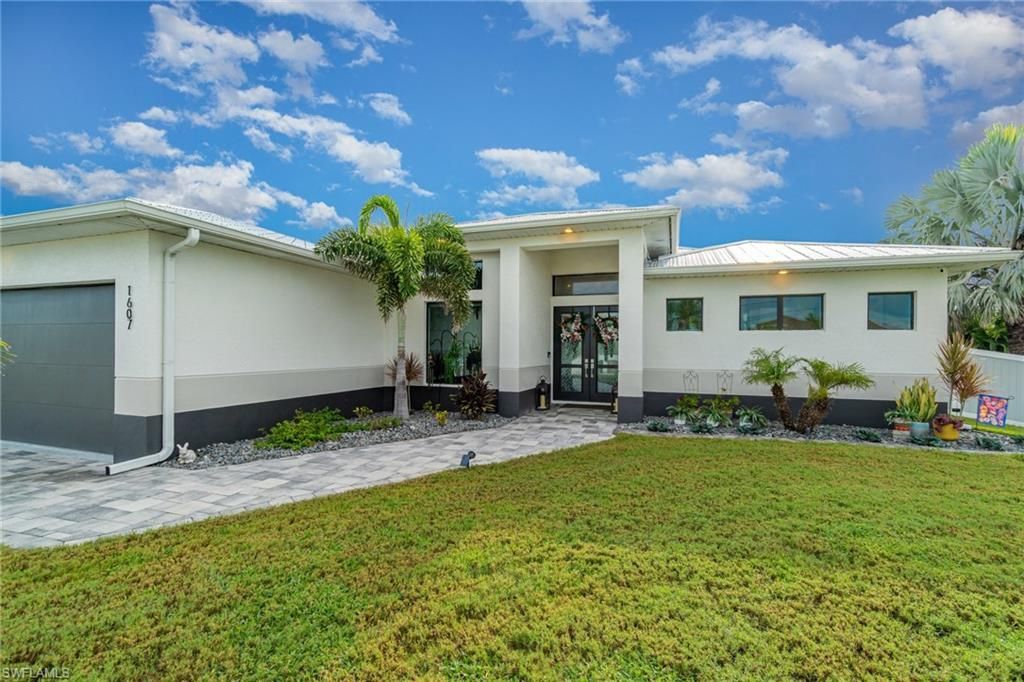 1607 NW 38th Ave, Cape Coral, FL 33993 Photo