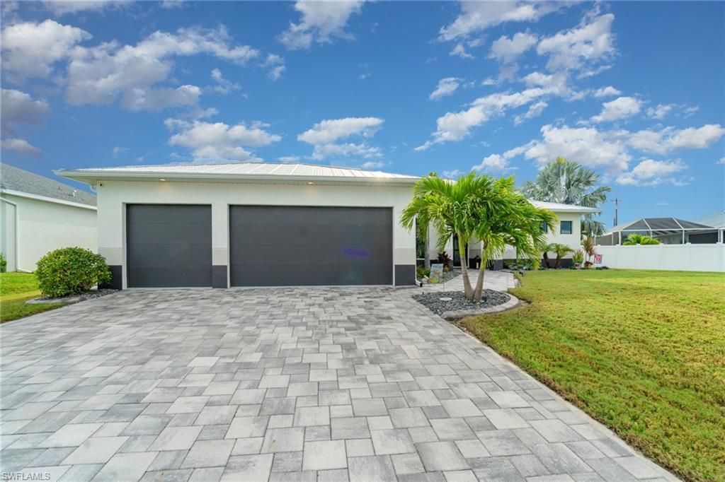 1607 NW 38th Ave, Cape Coral, FL 33993 Photo
