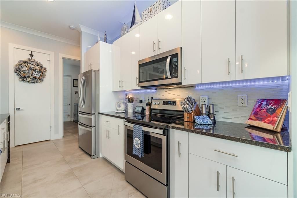 1607 NW 38th Ave, Cape Coral, FL 33993 Photo