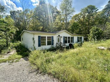360 Caney Branch Spur Road, Burnside, KY 42519