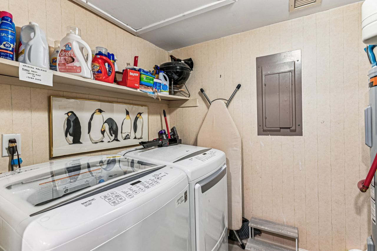 1355 Dunlin Court Photo 28