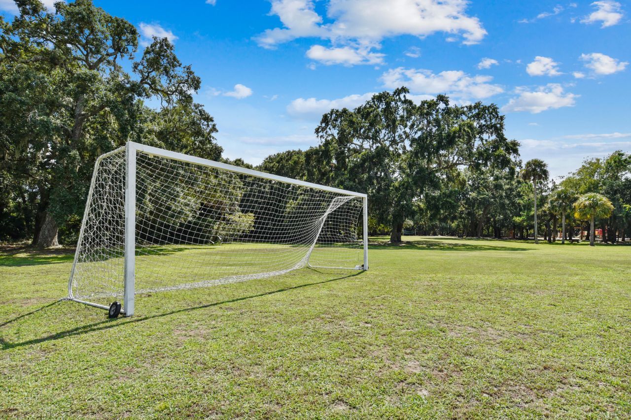 1355 Dunlin Court Photo 38