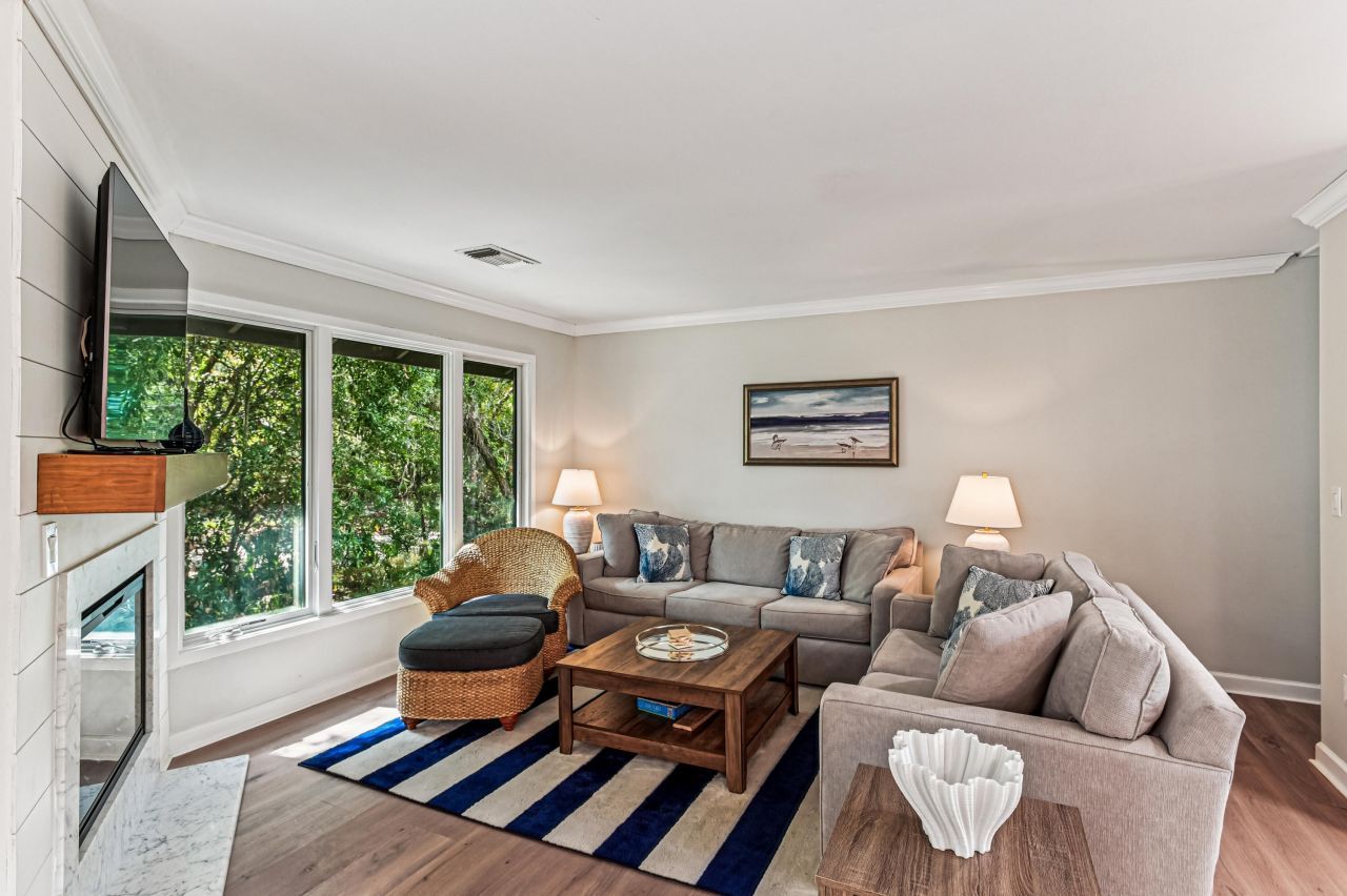 1355 Dunlin Court Photo 8