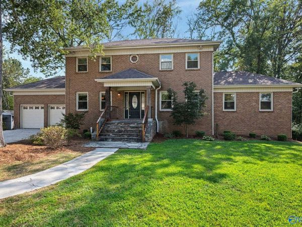 1019 Way Thru The Woods SW, Decatur, AL 35603