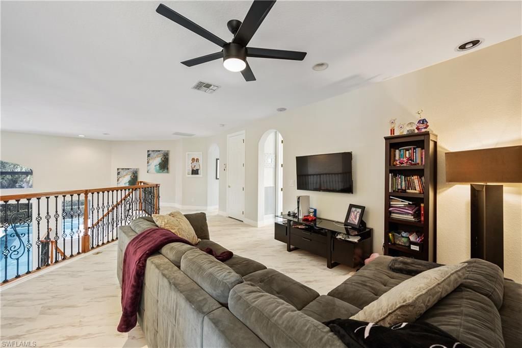 19396 La Serena Dr, Estero, FL 33967 Photo