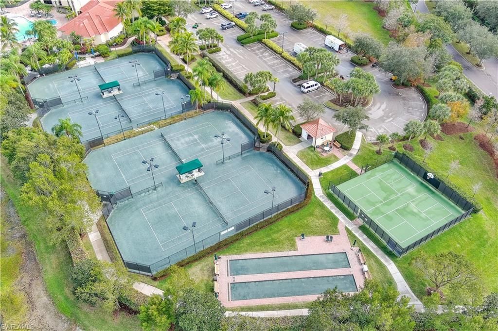 19396 La Serena Dr, Estero, FL 33967 Photo