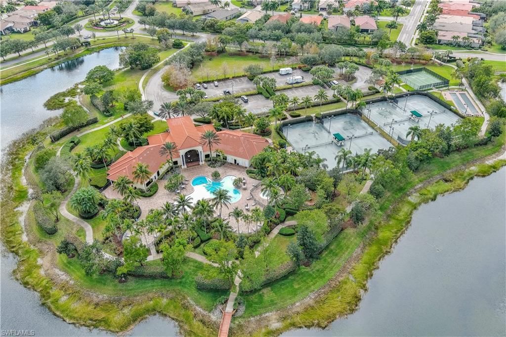 19396 La Serena Dr, Estero, FL 33967 Photo