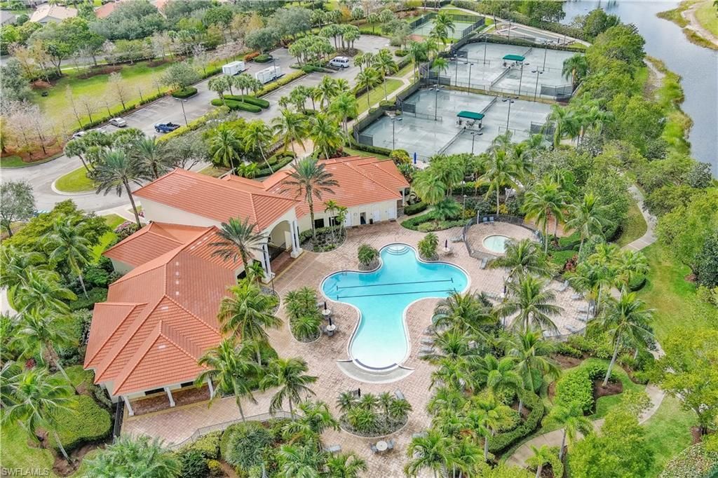 19396 La Serena Dr, Estero, FL 33967 Photo