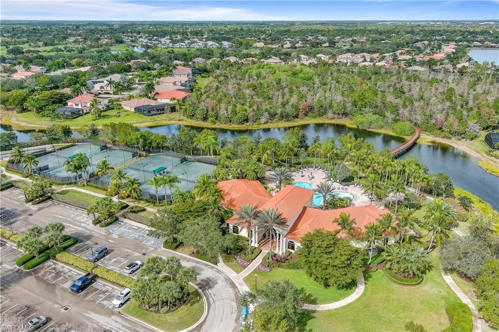 19396 La Serena Dr, Estero, FL 33967 Photo