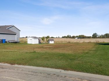 2326 Nature Lane, Hawley, MN 56549