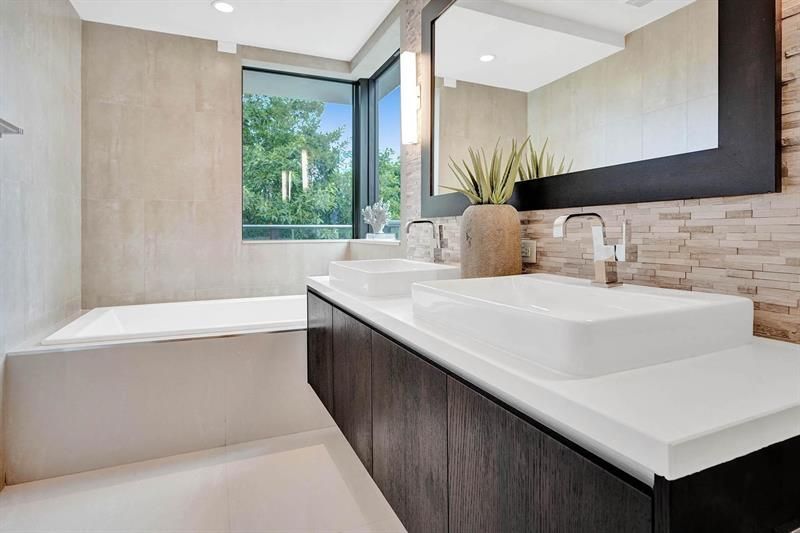 3040 N Ocean Boulevard, Unit N106, Fort Lauderdale, FL 33308 Photo