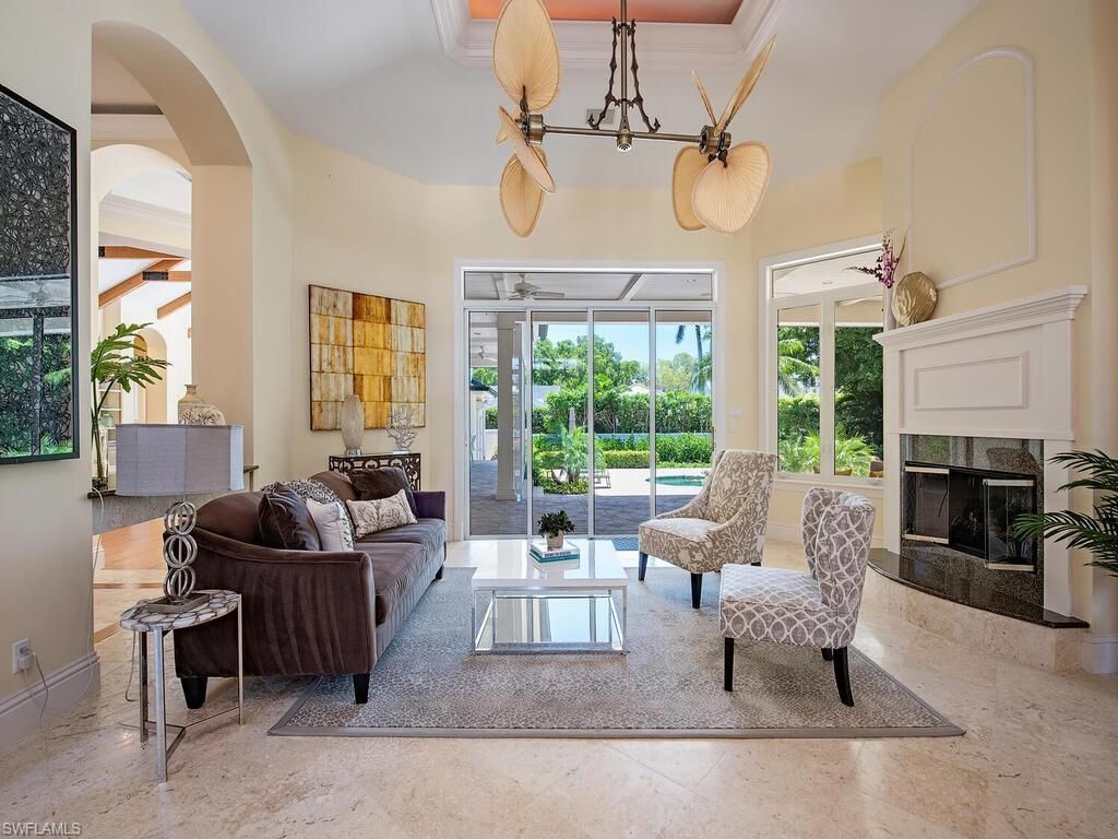 194 4th Ave N, Naples, FL 34102 Photo