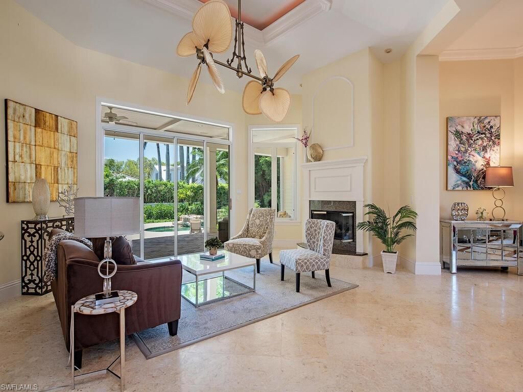 194 4th Ave N, Naples, FL 34102 Photo