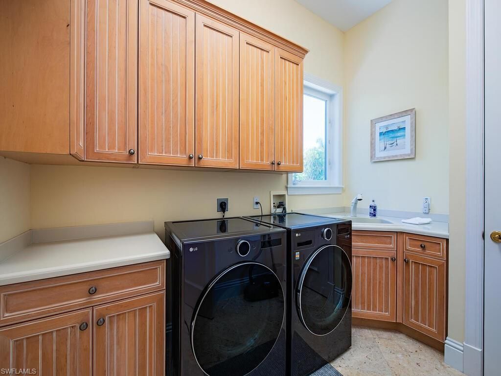 194 4th Ave N, Naples, FL 34102 Photo
