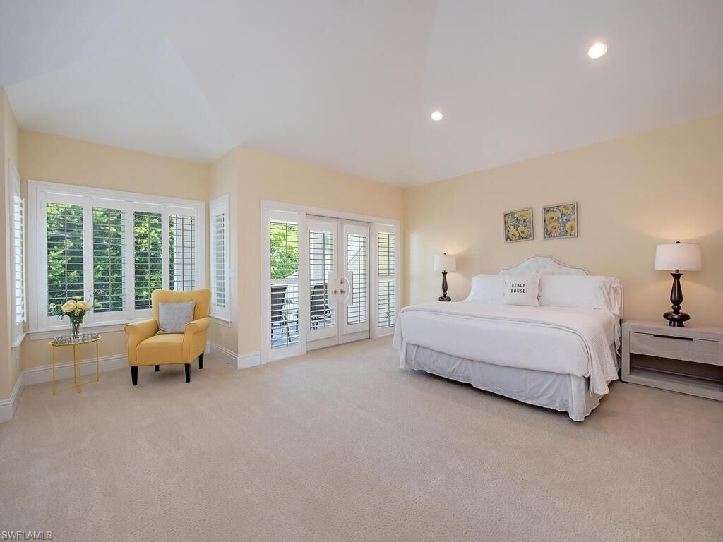 194 4th Ave N, Naples, FL 34102 Photo