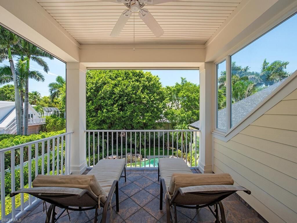 194 4th Ave N, Naples, FL 34102 Photo