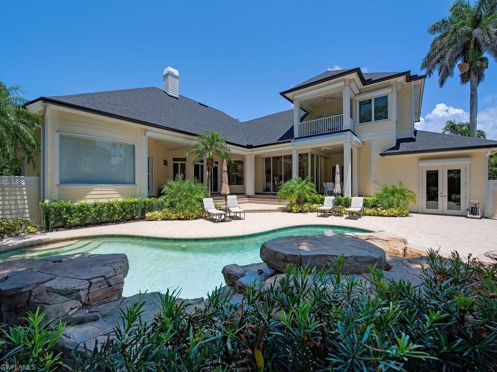 194 4th Ave N, Naples, FL 34102 Photo