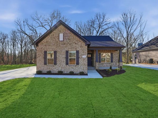 110 Sagewood Drive , Tullahoma, TN 37388