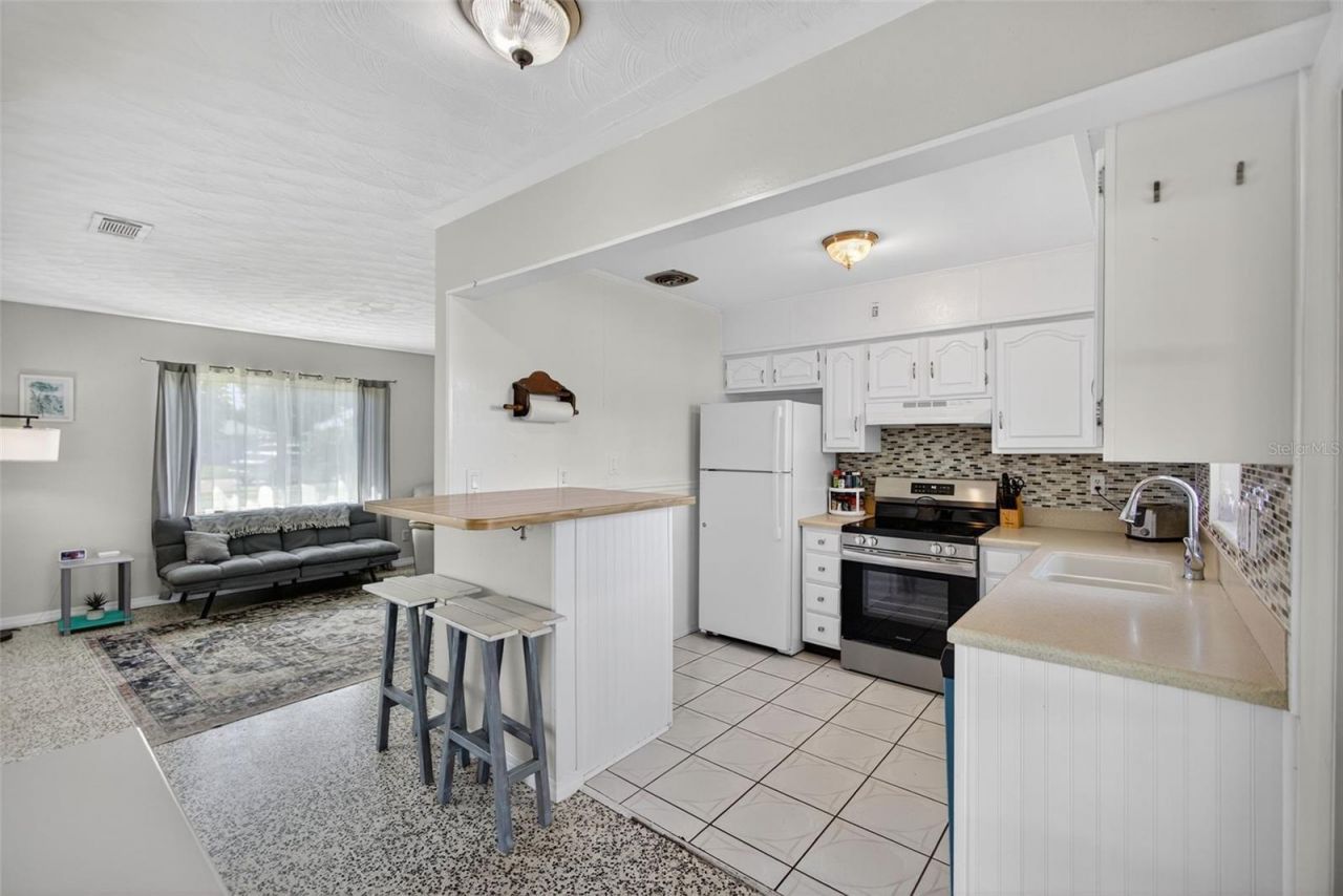 1004 Orlando Avenue, Bradenton, FL 34207 Photo