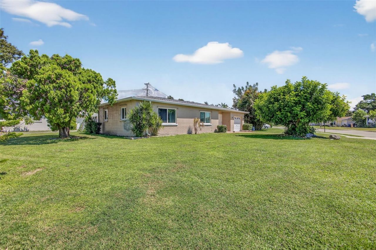 1004 Orlando Avenue, Bradenton, FL 34207 Photo