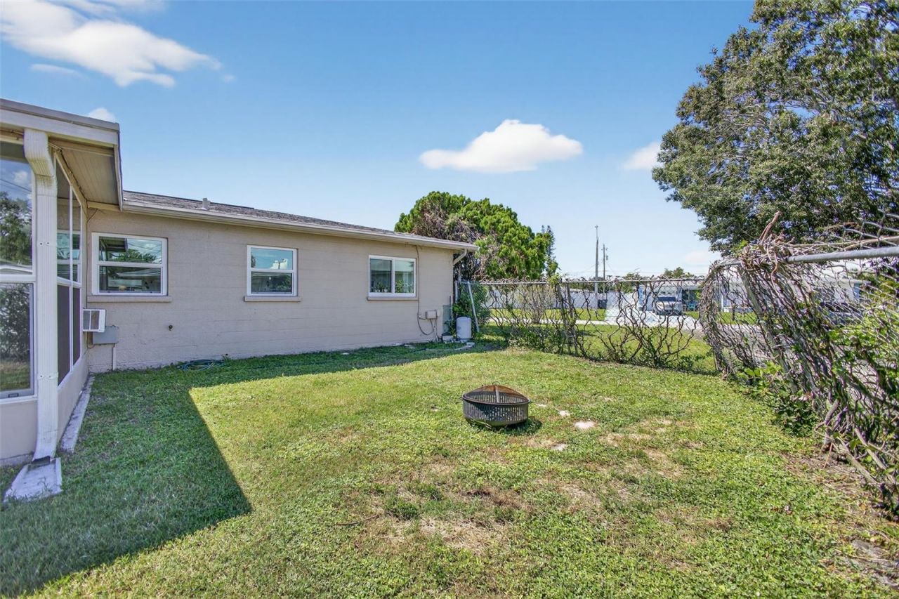 1004 Orlando Avenue, Bradenton, FL 34207 Photo