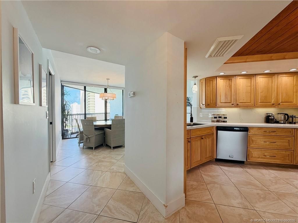 8800 S Ocean Drive, Unit 1201, Jensen Beach, FL 34957 Photo