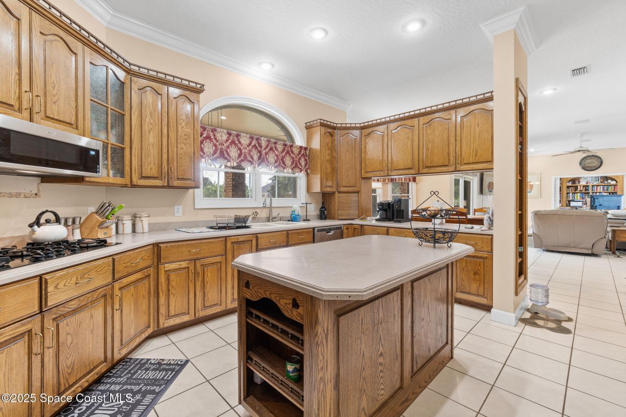 772 Oak Park Drive, Melbourne, FL 32940 Photo