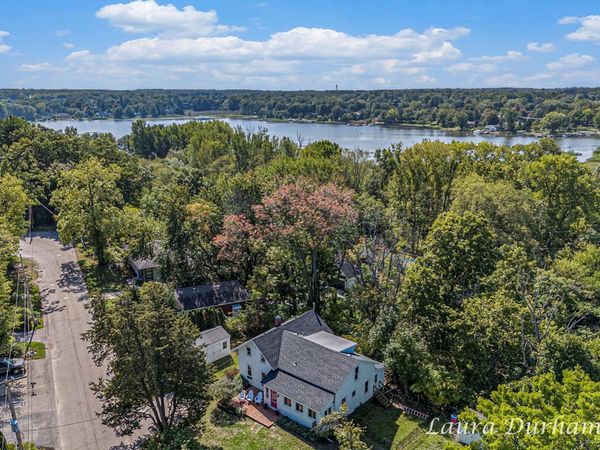 510 S Maple Street, Saugatuck, MI 49453