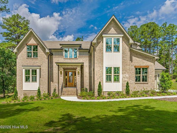 305 Sloan Lane, Pinehurst, NC 28374