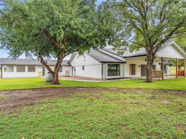 1037 Western Hills Road, Rockdale, TX 76567