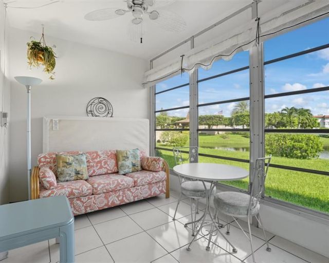 4705 NW 35th Street, Unit 411, Lauderdale Lakes, FL 33319 Photo