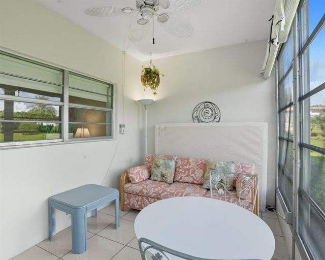 4705 NW 35th Street, Unit 411, Lauderdale Lakes, FL 33319 Photo