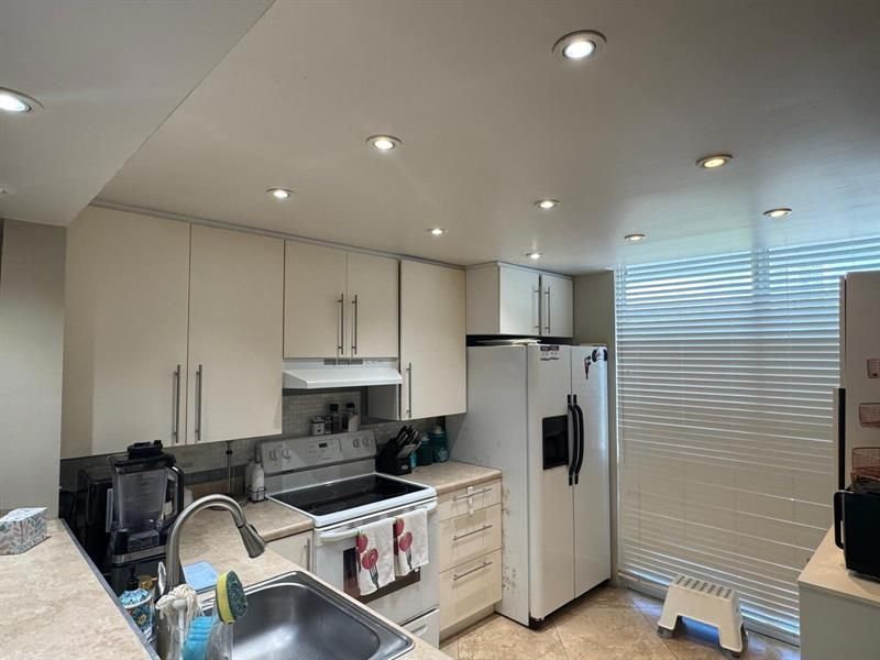 521 N Riverside Dr, Unit 602, Pompano Beach, FL 33062 Photo