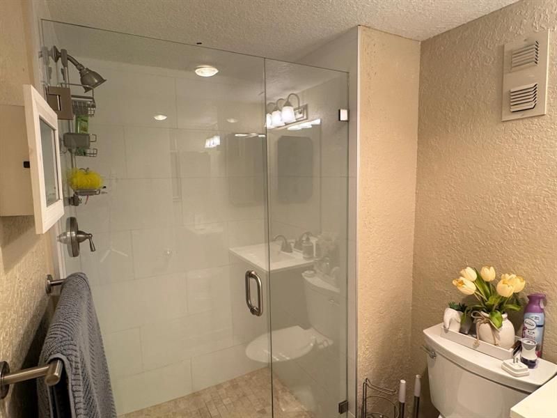 521 N Riverside Dr, Unit 602, Pompano Beach, FL 33062 Photo