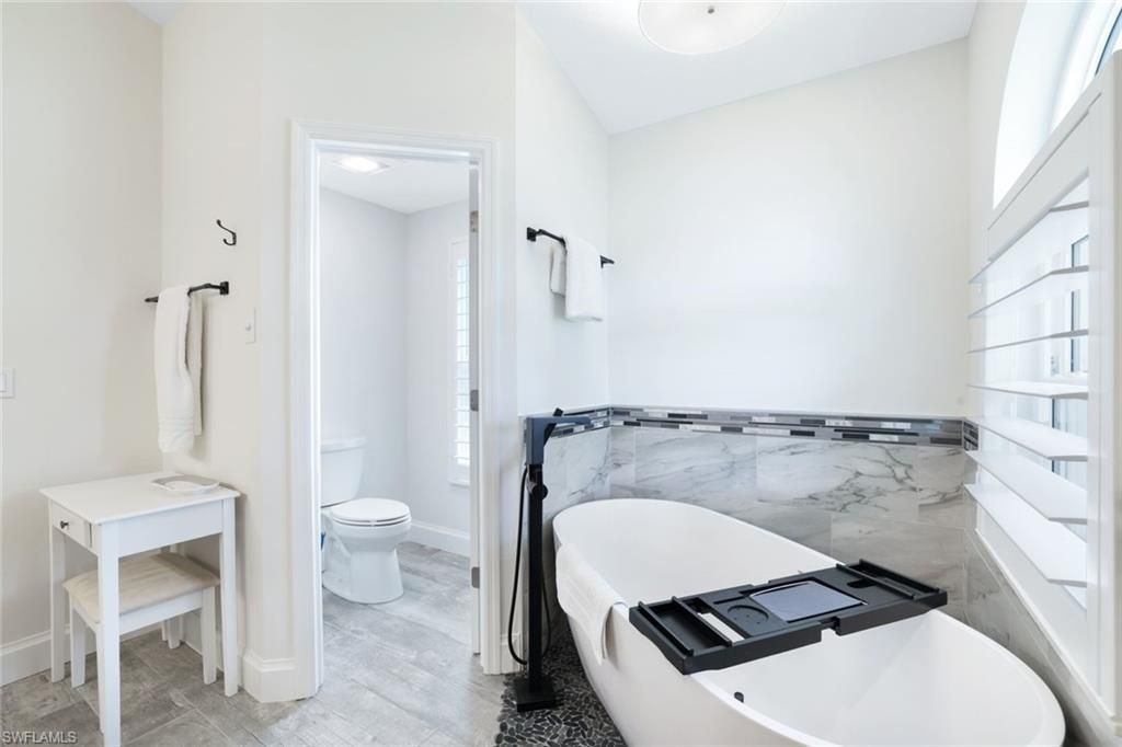 1507 Vintage Ln, Naples, FL 34104 Photo