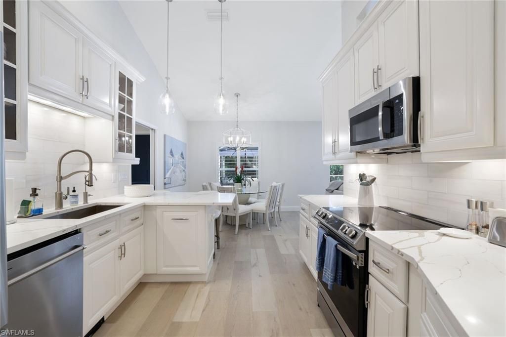 1507 Vintage Ln, Naples, FL 34104 Photo