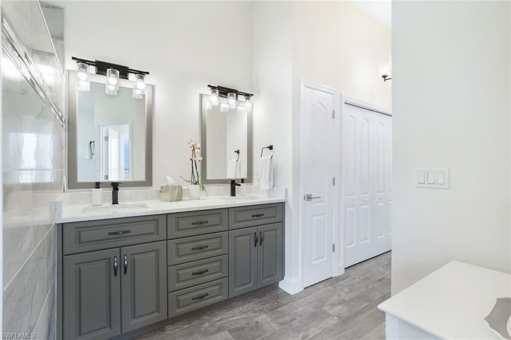 1507 Vintage Ln, Naples, FL 34104 Photo