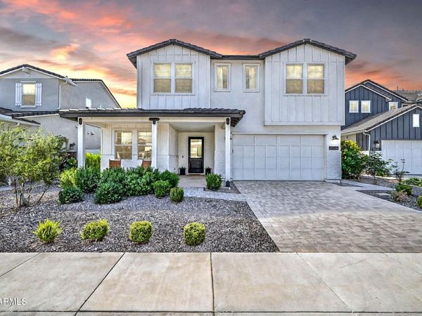 17329 W GRETNA Street, Surprise, AZ 85388