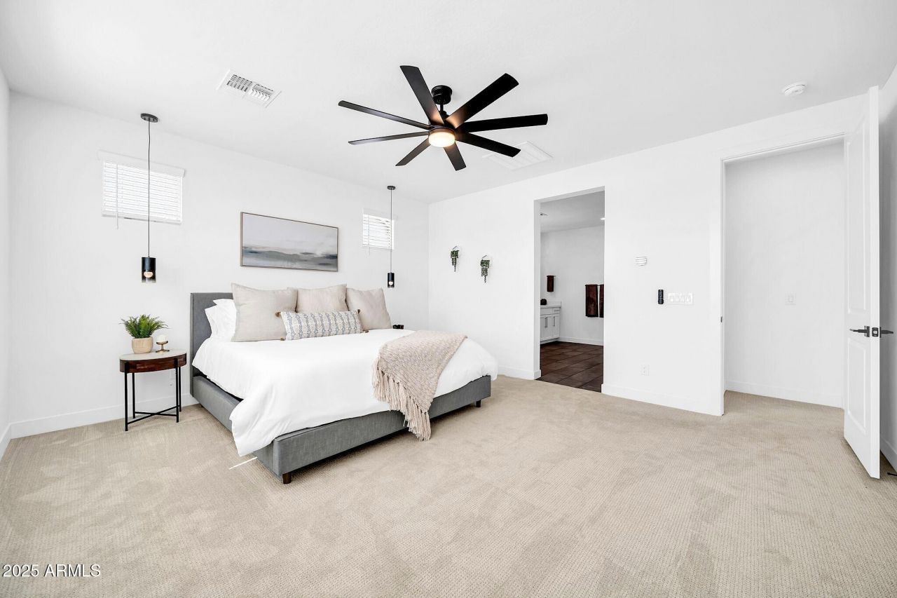 17329 W GRETNA Street Surprise, AZ 85388