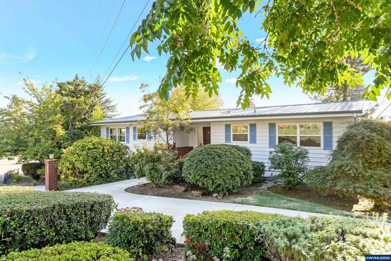 842 Kingwood Dr Nw, Salem, OR 97304 Main Photo