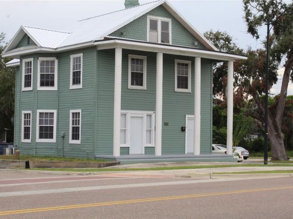 1317 MAIN STREET, LEESBURG, FL 34748