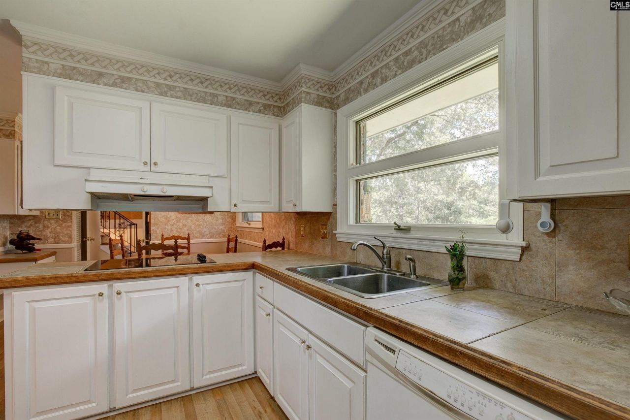 5 Ancrum Road Photo 24