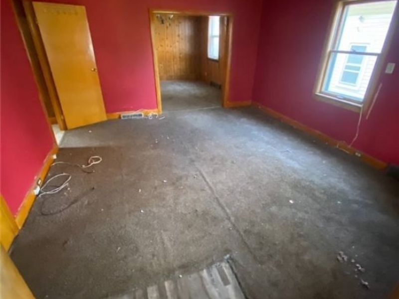 6618 Collier Avenue, Cleveland, OH 44105 Photo 2