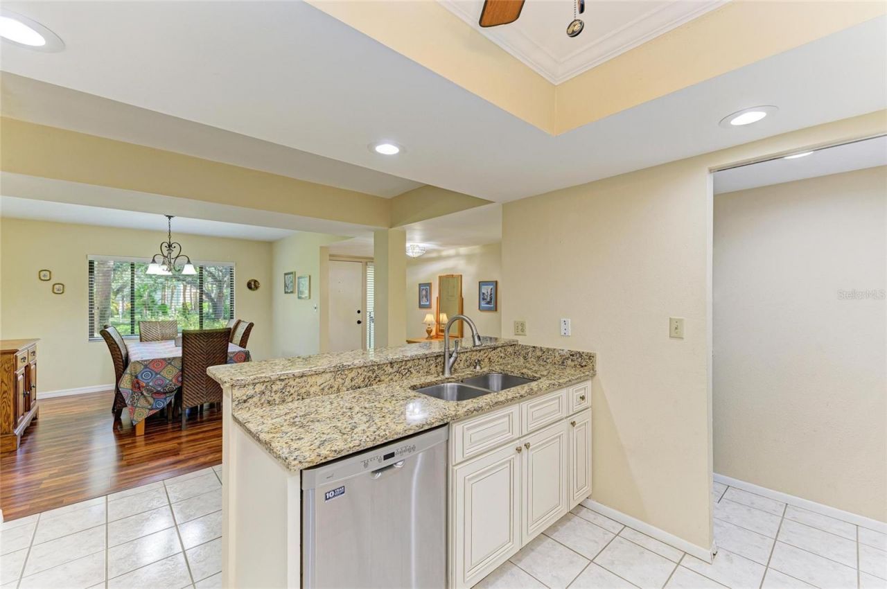 3902 Mourning Dove Drive, Unit 235, Bradenton, FL 34210 Photo