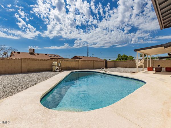 3455 W Gelding Drive, Phoenix, AZ 85053