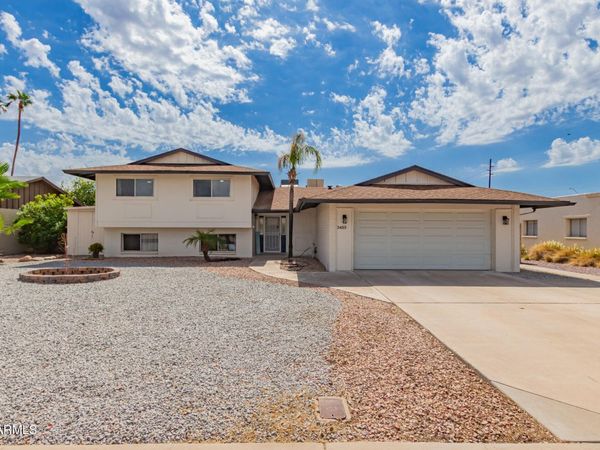 3455 W Gelding Drive, Phoenix, AZ 85053