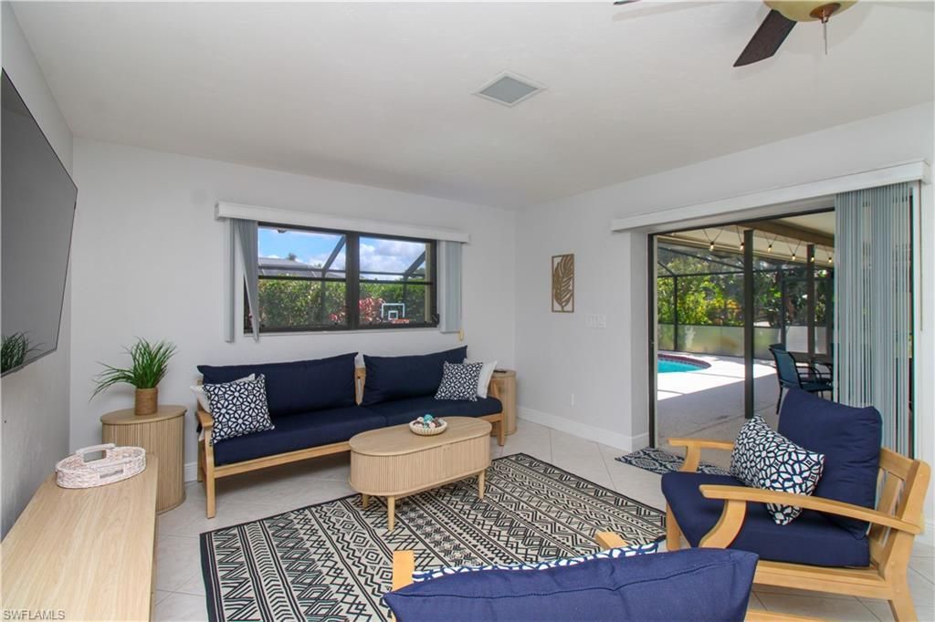 213 Bay Meadows Dr, Naples, FL 34113 Photo