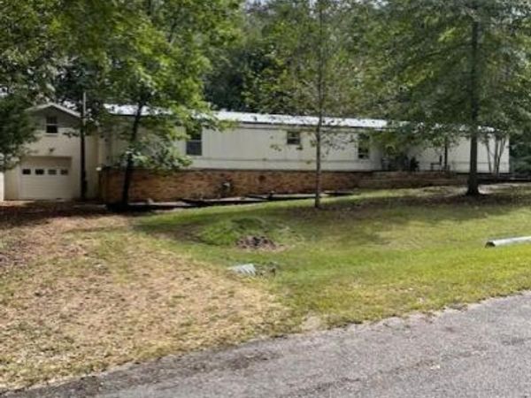 22 Red Oak Cir, Big Sandy, TN 38221