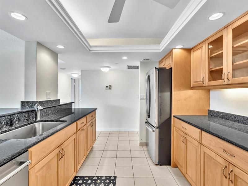 1150 Hillsboro Mile, Unit 402, Hillsboro Beach, FL 33062 Photo