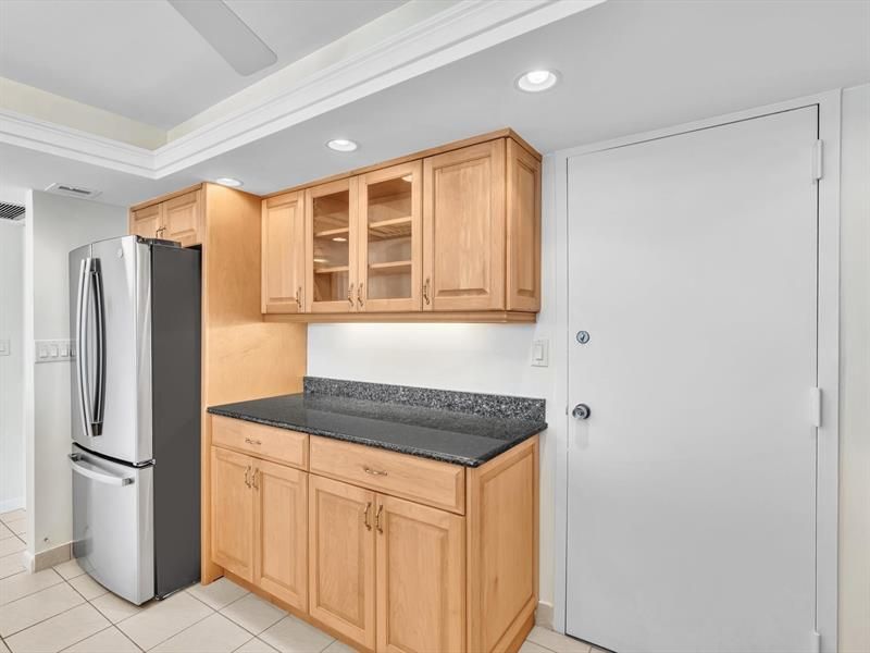 1150 Hillsboro Mile, Unit 402, Hillsboro Beach, FL 33062 Photo